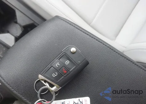 2020 Volkswagen Tiguan 2.0T Se/2.0T Se R-Line Black/2.0T Sel from USA, damaged, VIN 3VV3B7AXXLM019458